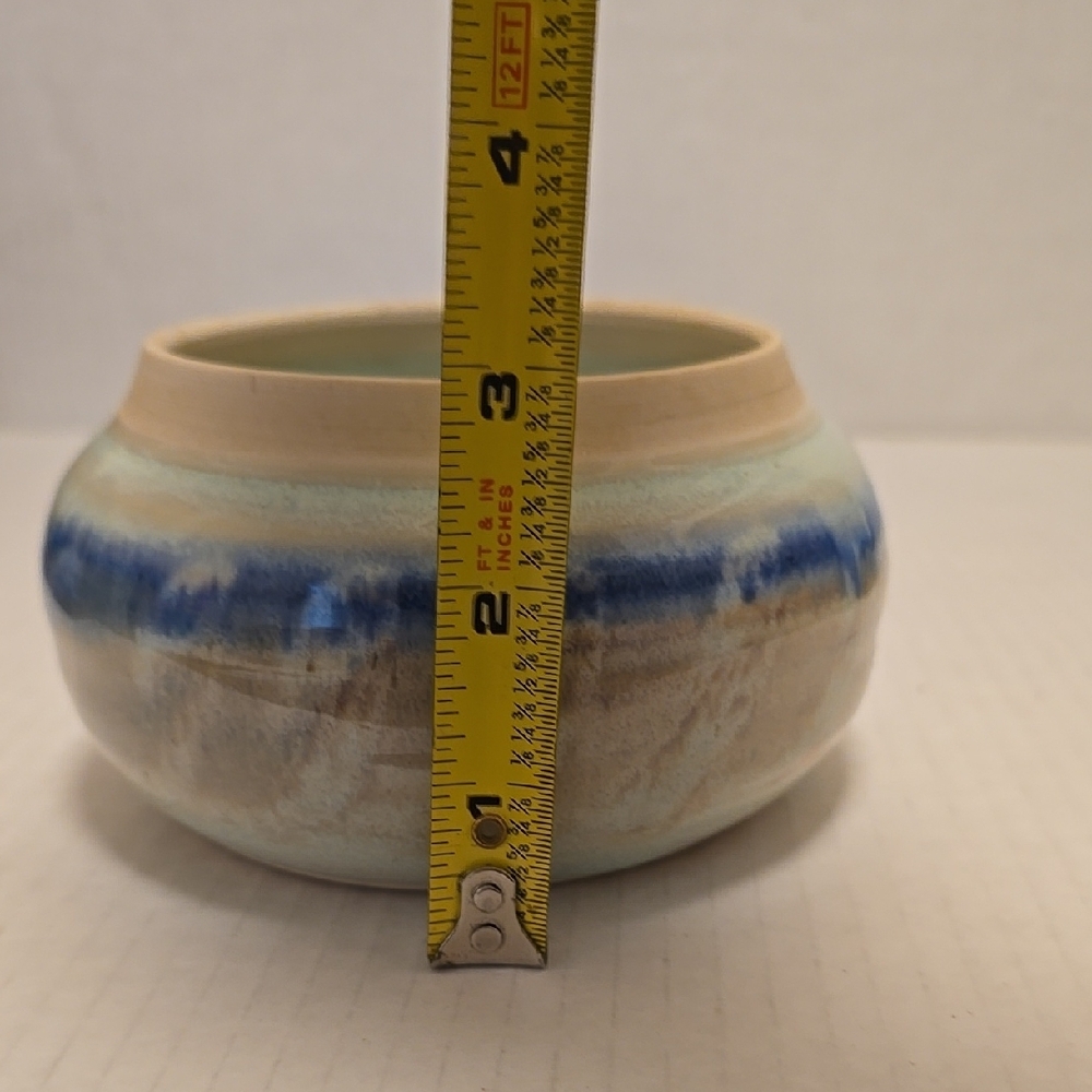 Elegant Blue and Cream Signed Pottery Bowl / Planter - Picture 12 of 16
